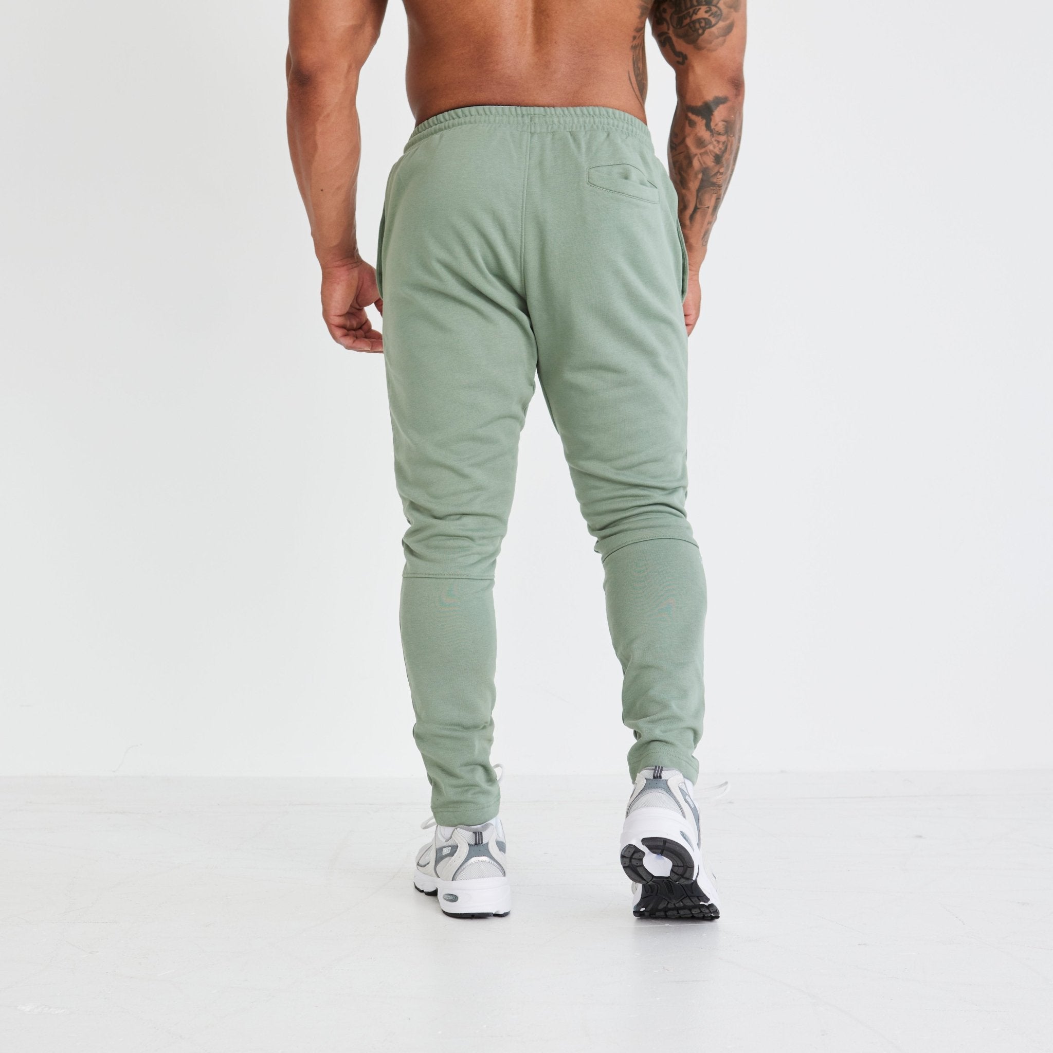 Vanquish Essential Green Tapered Fit Sweatpants - Vanquish Fitness